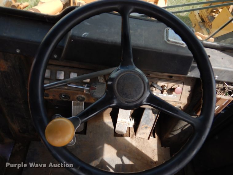 image for item IQ9647 1981 Case W20  wheel loader