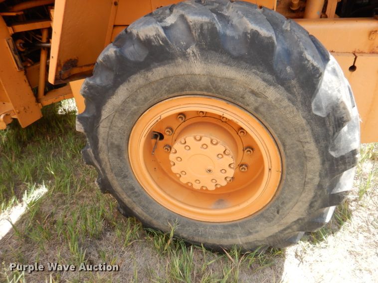 image for item IQ9647 1981 Case W20  wheel loader