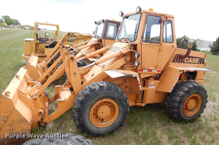 image for item IQ9648 1981 Case W20  wheel loader