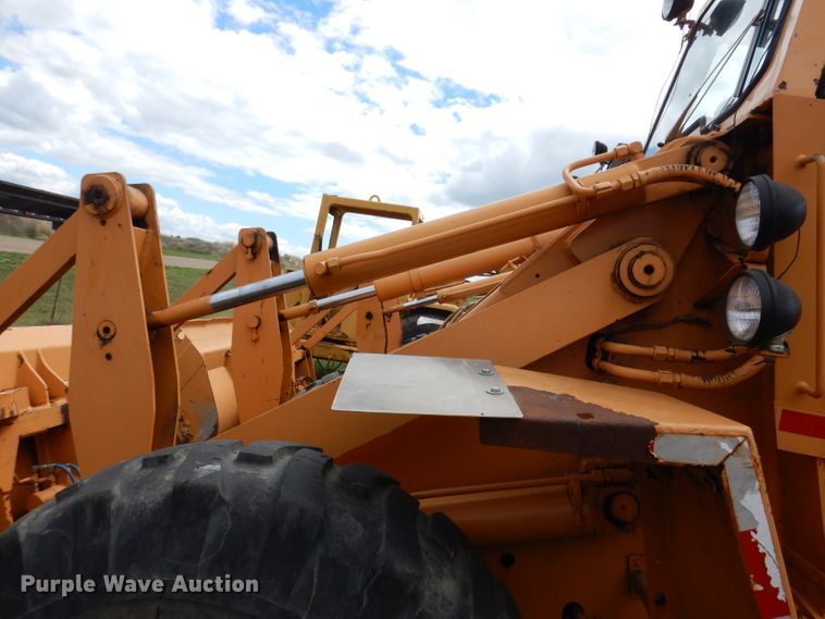 image for item IQ9648 1981 Case W20  wheel loader