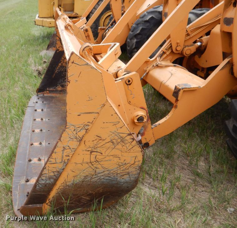 image for item IQ9648 1981 Case W20  wheel loader