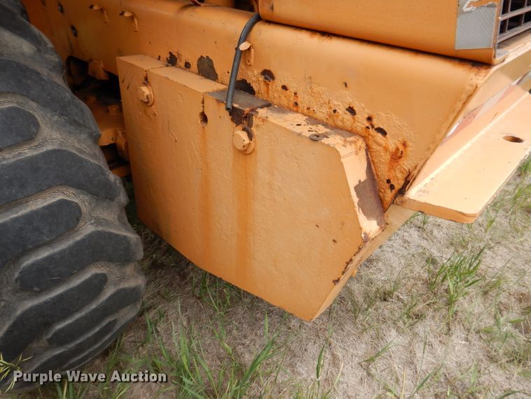 image for item IQ9648 1981 Case W20  wheel loader