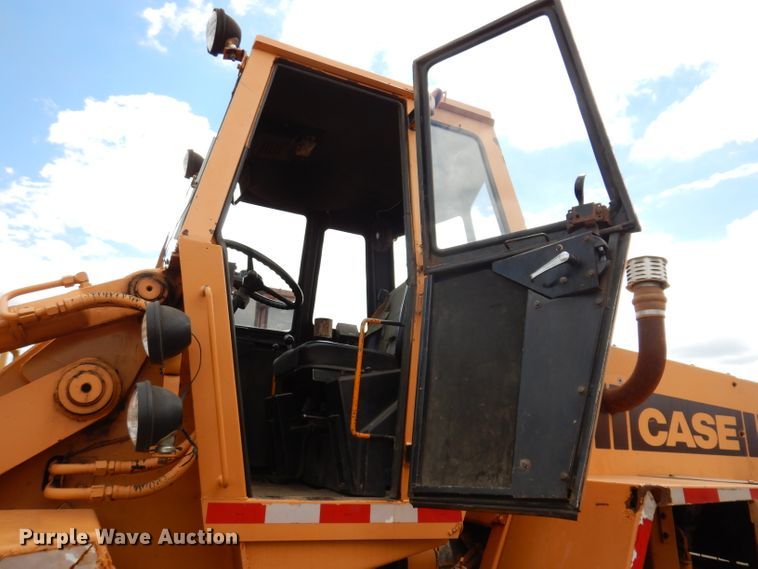 image for item IQ9648 1981 Case W20  wheel loader
