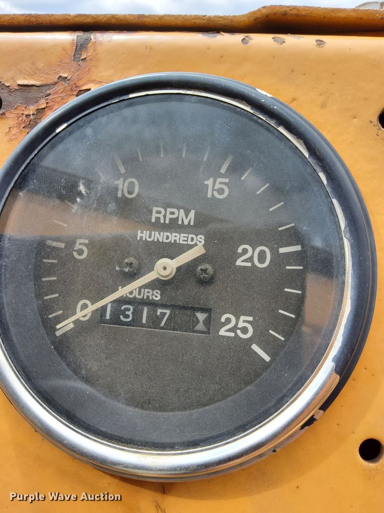 image for item IQ9648 1981 Case W20  wheel loader