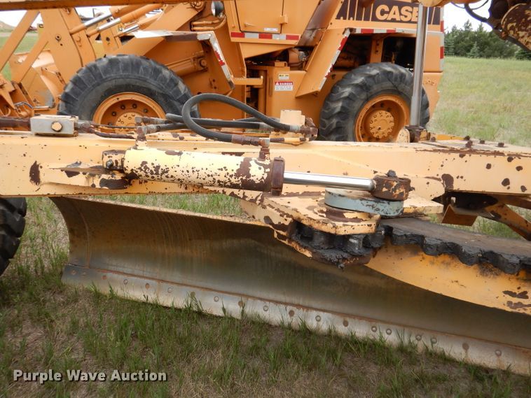 image for item IQ9649 1987 Champion 740A  motor grader