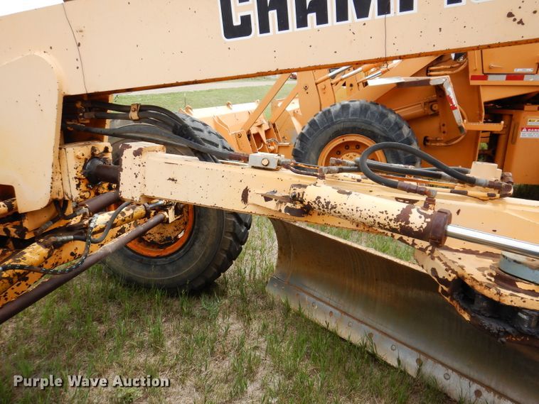 image for item IQ9649 1987 Champion 740A  motor grader