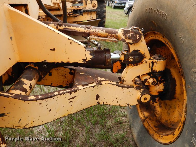 image for item IQ9649 1987 Champion 740A  motor grader