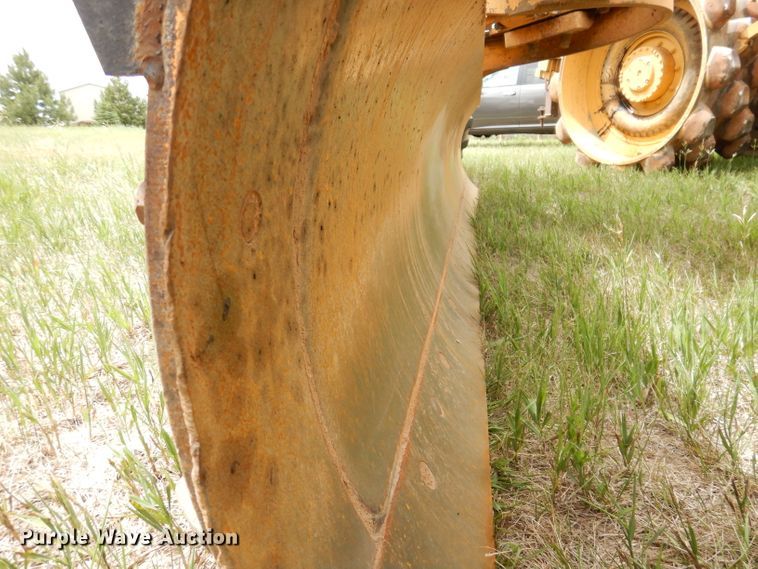 image for item IQ9649 1987 Champion 740A  motor grader