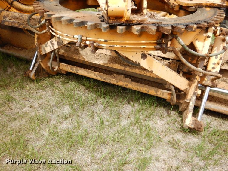 image for item IQ9649 1987 Champion 740A  motor grader