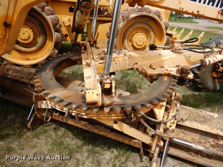 image for item IQ9649 1987 Champion 740A  motor grader