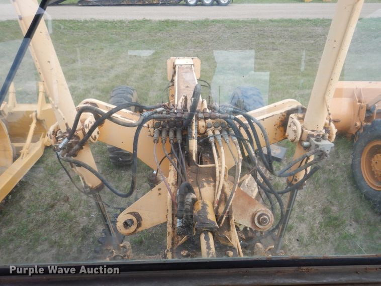 image for item IQ9649 1987 Champion 740A  motor grader