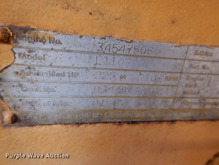 image for item IQ9649 1987 Champion 740A  motor grader