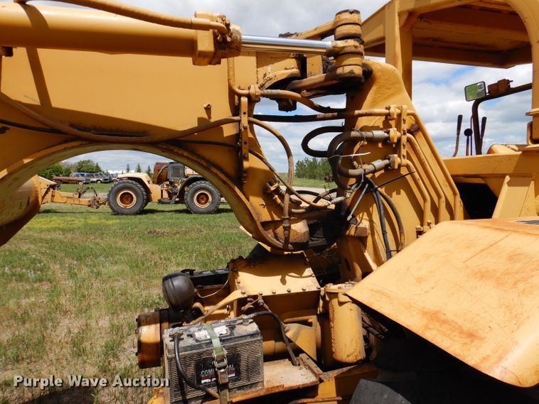 image for item IQ9651 1973 Caterpillar 613  single drum roller