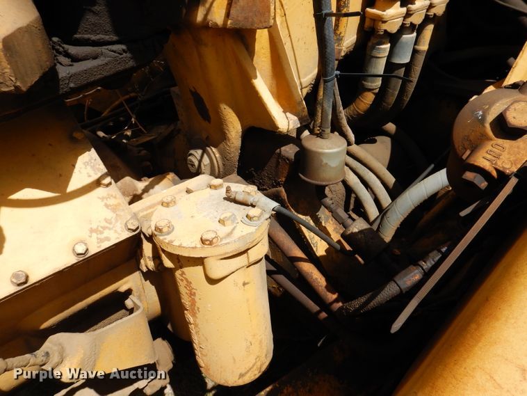 image for item IQ9651 1973 Caterpillar 613  single drum roller