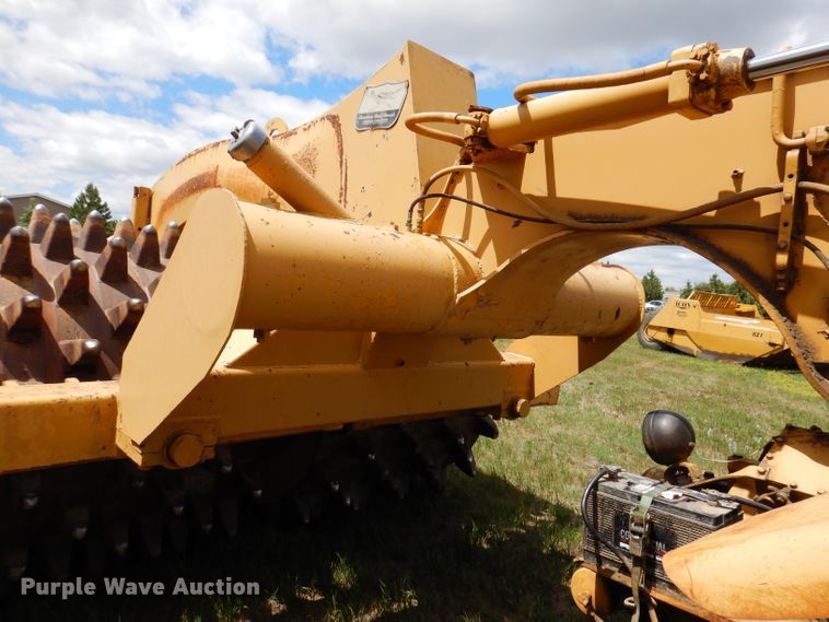 image for item IQ9651 1973 Caterpillar 613  single drum roller