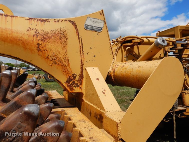 image for item IQ9651 1973 Caterpillar 613  single drum roller