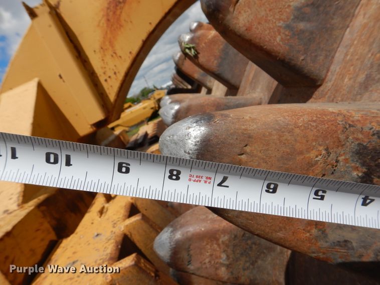 image for item IQ9651 1973 Caterpillar 613  single drum roller