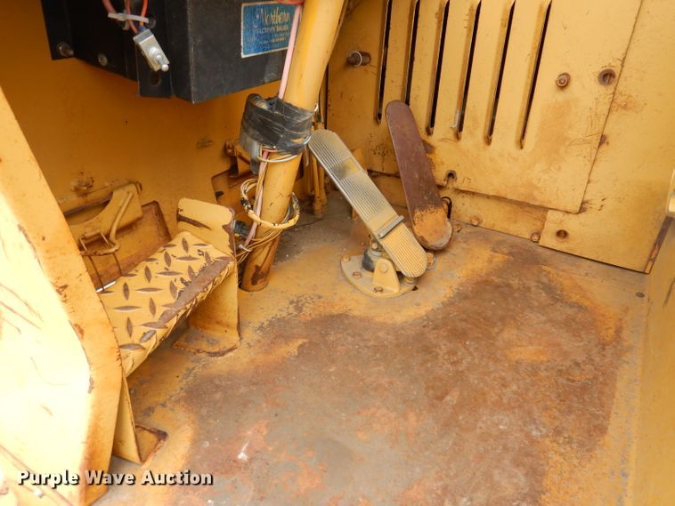 image for item IQ9651 1973 Caterpillar 613  single drum roller