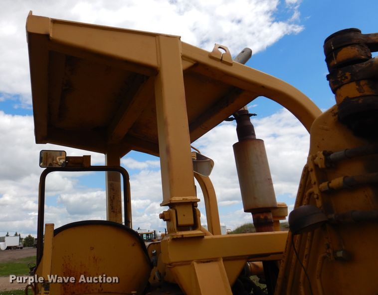 image for item IQ9651 1973 Caterpillar 613  single drum roller