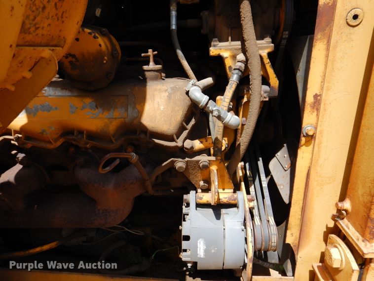 image for item IQ9651 1973 Caterpillar 613  single drum roller