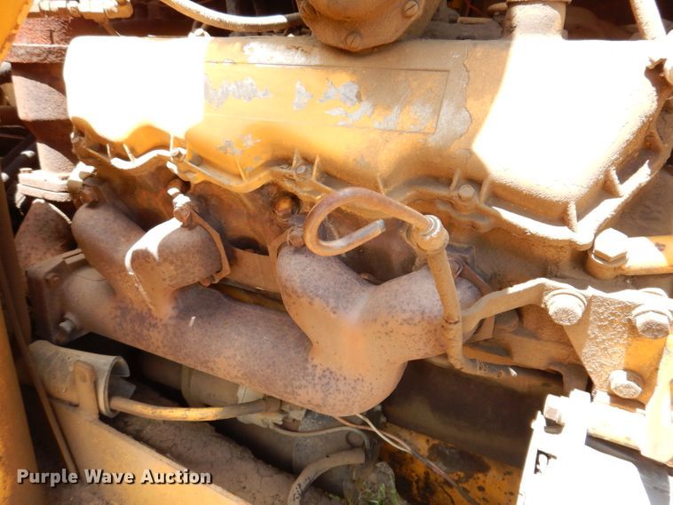 image for item IQ9651 1973 Caterpillar 613  single drum roller