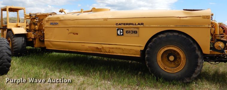 image for item IQ9652 1978 Caterpillar 613B  water wagon