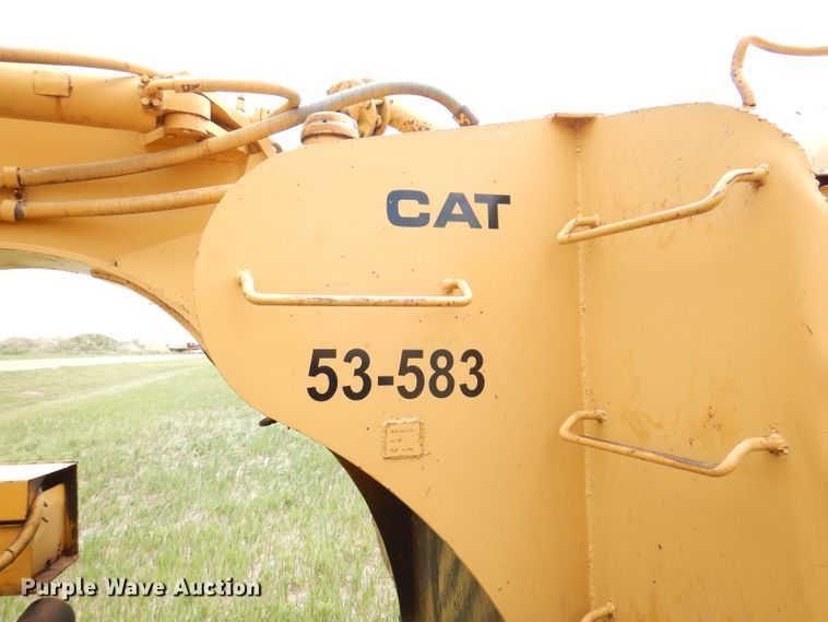 image for item IQ9652 1978 Caterpillar 613B  water wagon