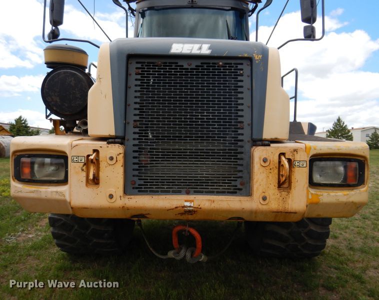 image for item IQ9653 2003 Bell 4206D  4WD scraper tractor