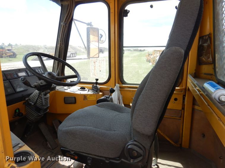 image for item IQ9654 1997 Moxy MT30  haul truck