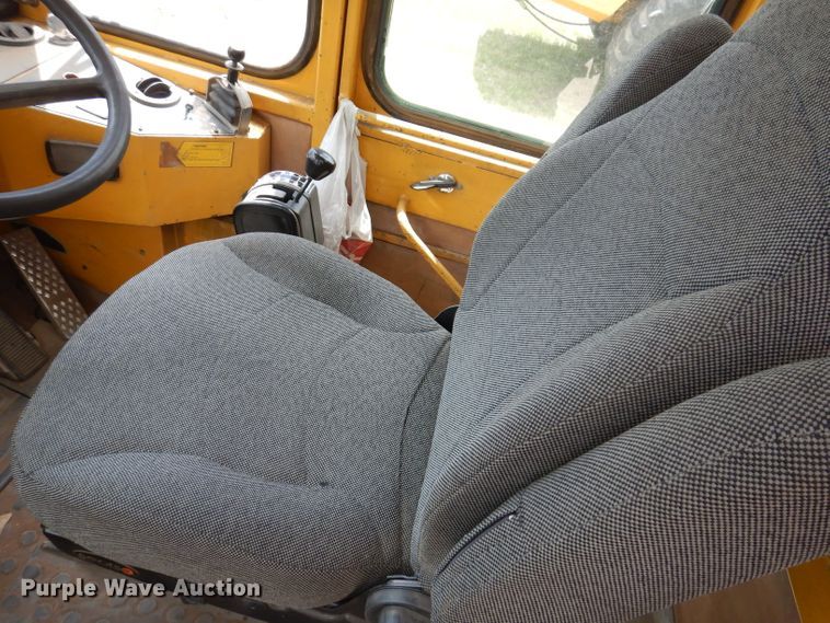 image for item IQ9654 1997 Moxy MT30  haul truck