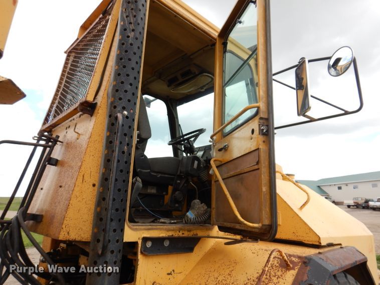 image for item IQ9654 1997 Moxy MT30  haul truck