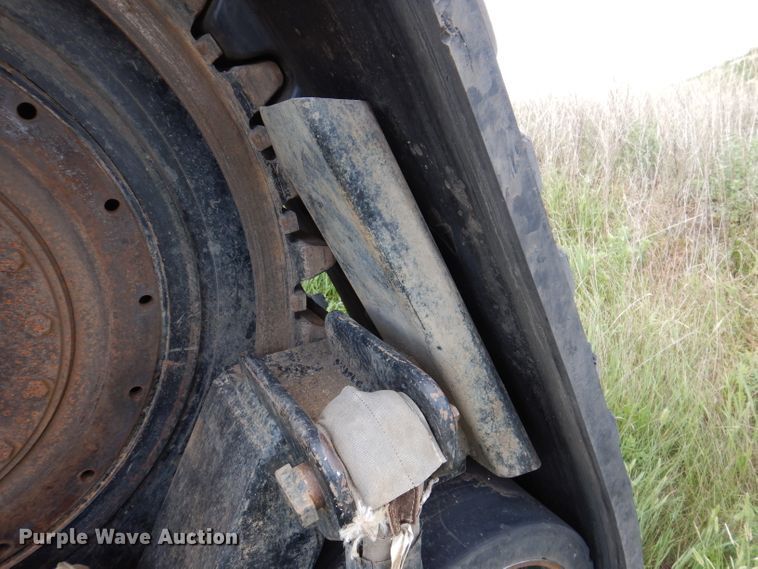 image for item IQ9655 ATI  36"W quad tracks