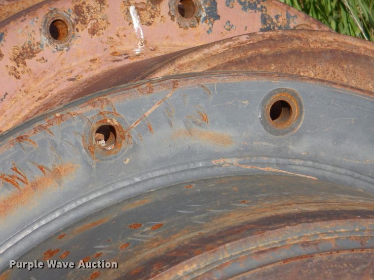 image for item IQ9655 ATI  36"W quad tracks