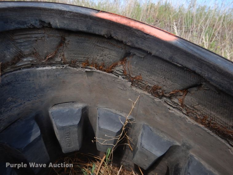 image for item IQ9656 (3) 30"W Quad tracks