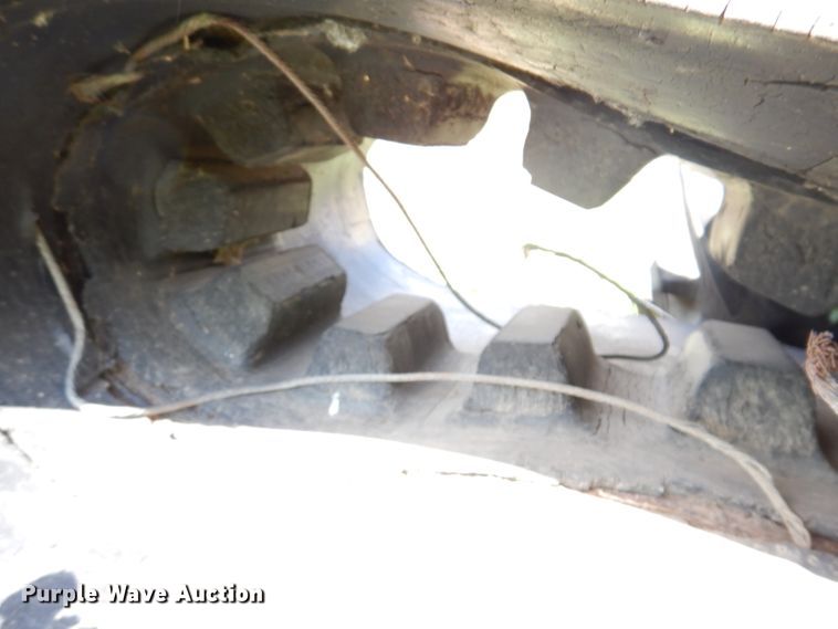 image for item IQ9656 (3) 30"W Quad tracks