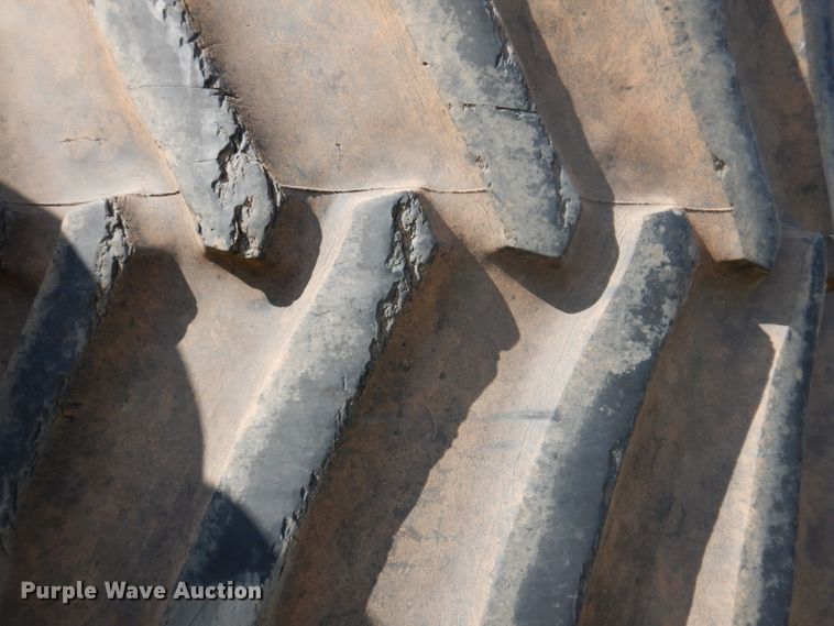 image for item IQ9657 (4) Firestone 1250/45B32 tires