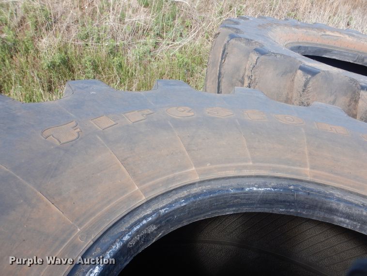 image for item IQ9657 (4) Firestone 1250/45B32 tires