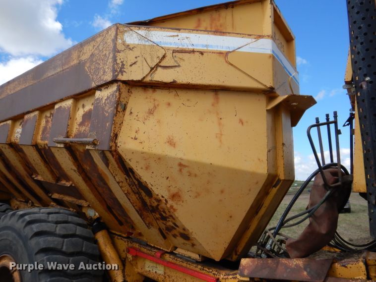 image for item IQ9658 1997 Moxy MT30  haul truck