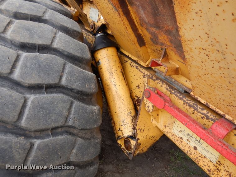 image for item IQ9658 1997 Moxy MT30  haul truck