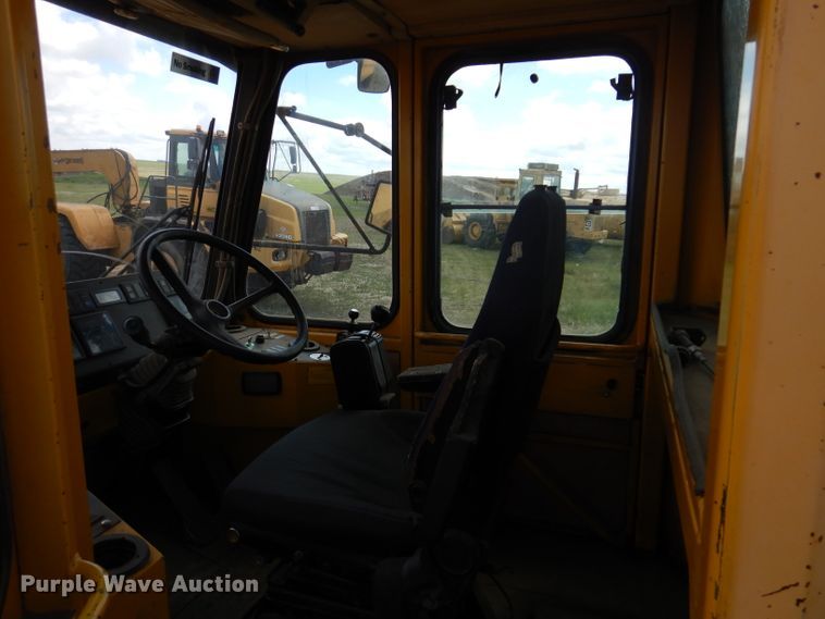 image for item IQ9658 1997 Moxy MT30  haul truck