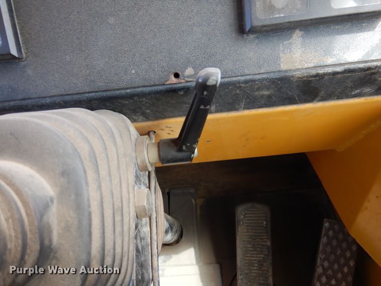 image for item IQ9658 1997 Moxy MT30  haul truck