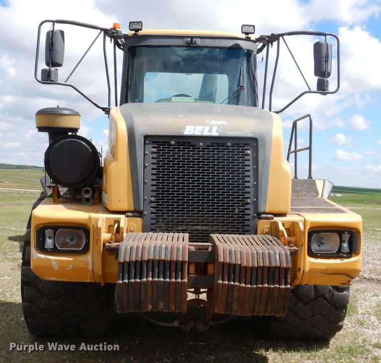 image for item IQ9659 2006 Bell 4206D  4WD scraper tractor