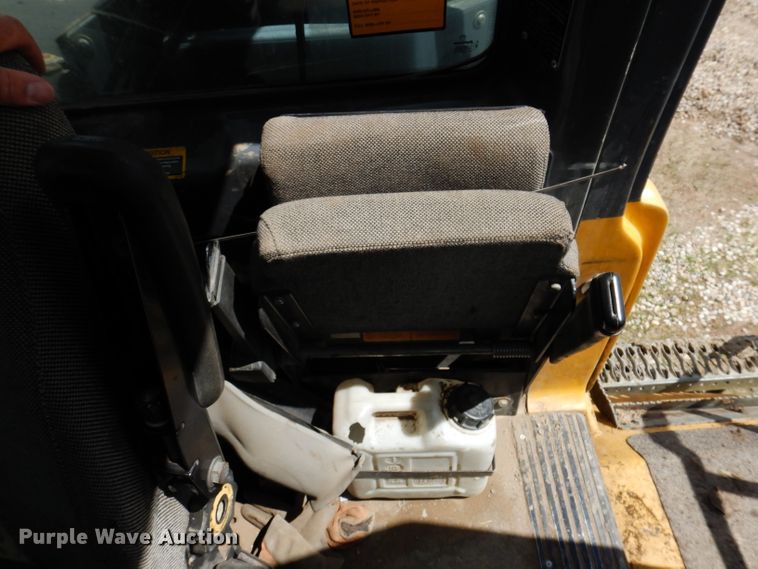 image for item IQ9659 2006 Bell 4206D  4WD scraper tractor