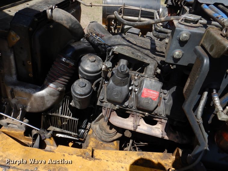 image for item IQ9659 2006 Bell 4206D  4WD scraper tractor