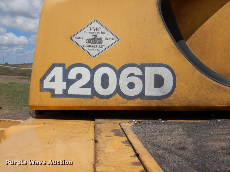 image for item IQ9659 2006 Bell 4206D  4WD scraper tractor