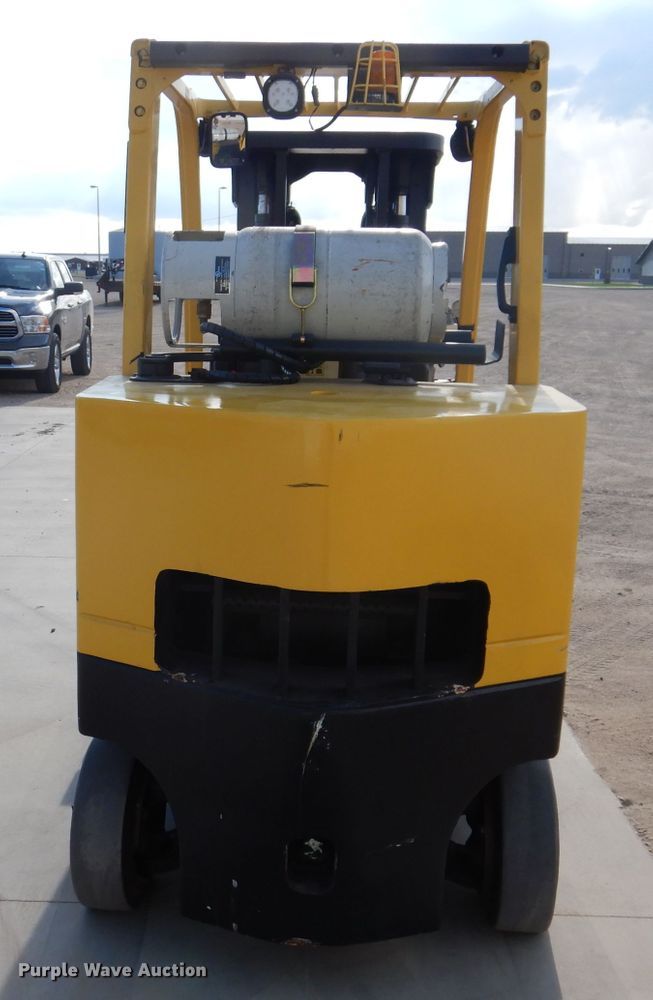 image for item IQ9664 Hyster 120  forklift