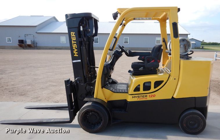 image for item IQ9664 Hyster 120  forklift