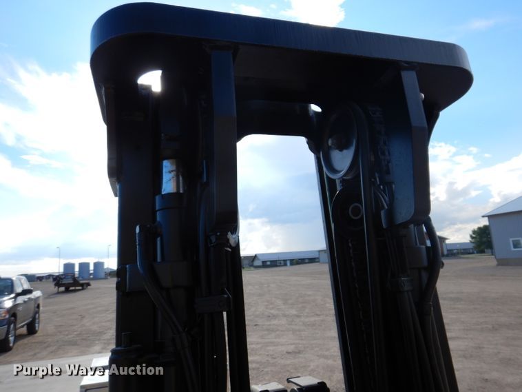 image for item IQ9664 Hyster 120  forklift