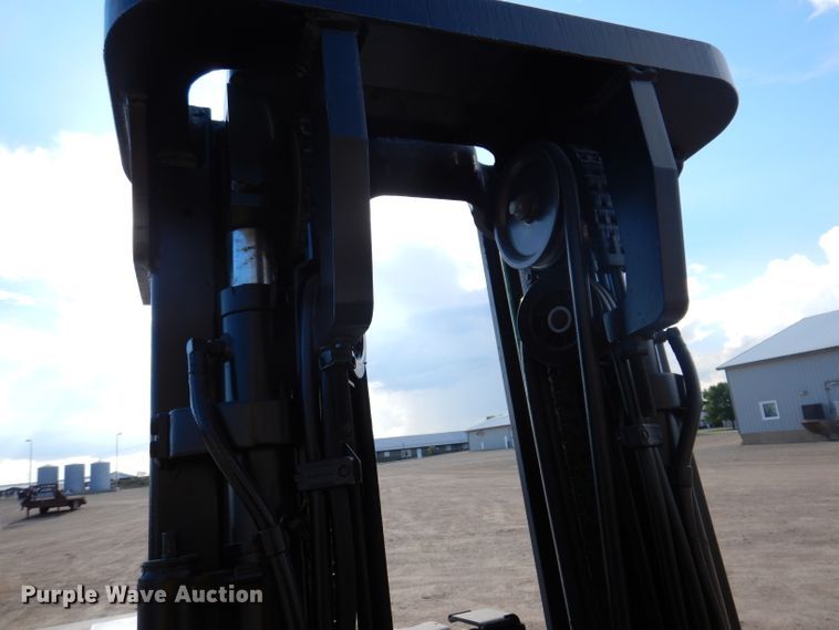 image for item IQ9664 Hyster 120  forklift