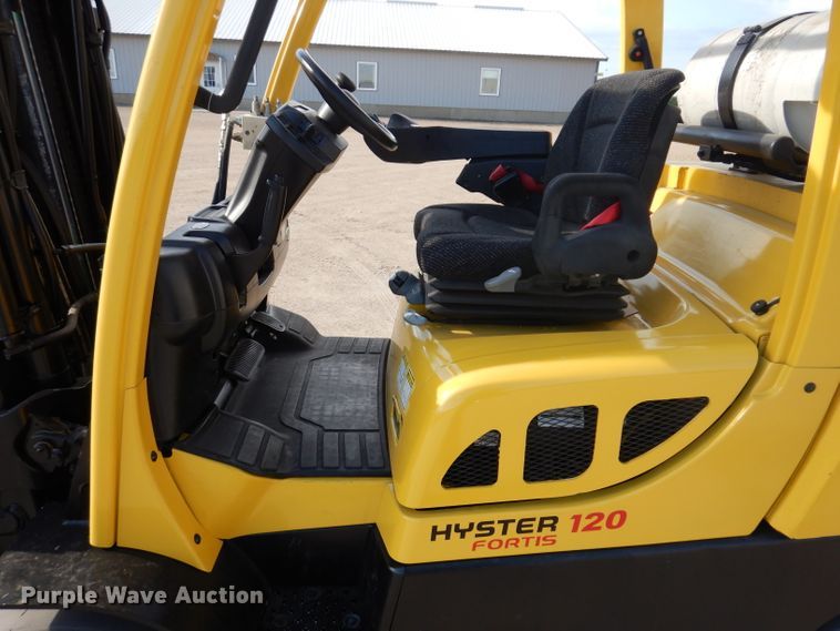 image for item IQ9664 Hyster 120  forklift